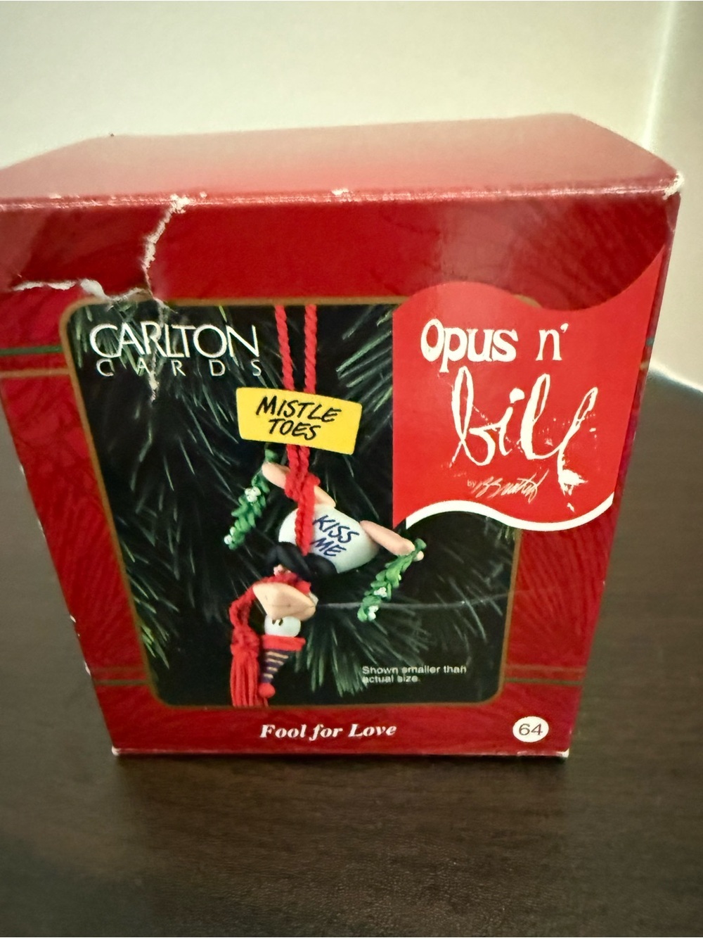 Carlton Cards Heirloom Collection 10th Anniversary Red and Gold Gift Box